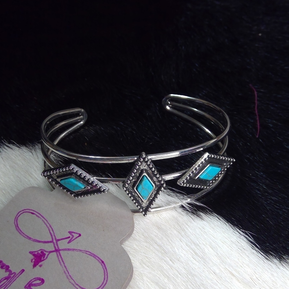 Western Turquoise and Silver Tone Cuff Bracelet